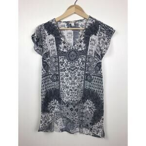 world unity paisley tshirt size med Black‎ And White